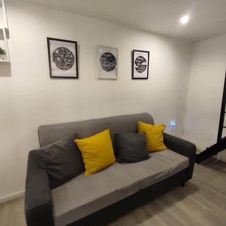 Rainbow House Villa Катания Екстериор снимка