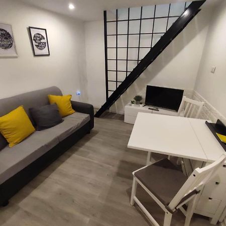 Rainbow House Villa Катания Екстериор снимка